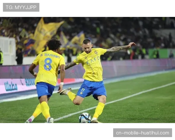 利雅得胜利中场布罗佐维奇手术刀直塞 成球队进攻发起关键点